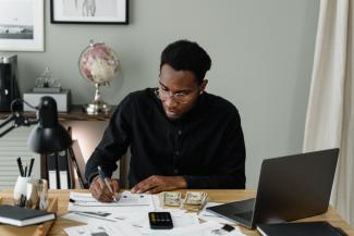 Habits Impact Your Finances | Summit Investment Advisors MN